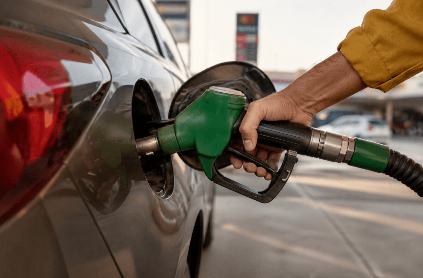 Baja a 10 céntimos por litro la rebaja fiscal de los carburantes desde el 1 de agosto Baja a 10 céntimos por litro la rebaja fiscal de los carburantes desde el 1 de agosto